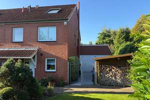 Von Privat: Gepflegtes Endreihenhaus mit großem Grundstück in beliebter Lage (Norderstedt-Garstedt) – Die vollständige Adresse der Immobilie erhältst du vom Anbieter., 22846 Norderstedt – Vorschaubild 2
