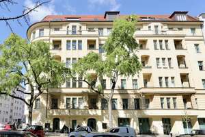 BEGEHRTER ALTBAU-CHARME - BELIEBTE  LAGE NAHE LIETZENSEE - HOLZDIELEN, FISCHGRÄTPARKETT & STUCK – Fredericiastr. 4a__, 14059 Westend, Berlin – Vorschaubild 27