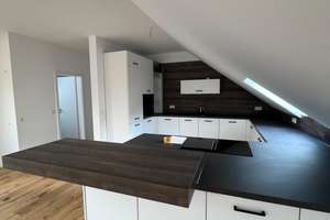 Exklusive 3-Zimmer Penthouse-Wohnung mit Dachloggia in Wiesbaden  – Robert-Koch- Straße 24, 65191 Bierstadt, Wiesbaden – Vorschaubild 3
