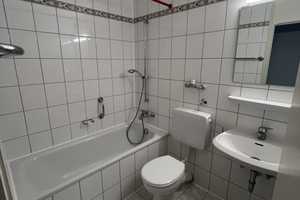 *bezugsfrei* 2-Zimmer-Wohnung mit Balkon, München-Schwabing - Petuelpark – Rümannstraße 59, 80804 München – Vorschaubild 4