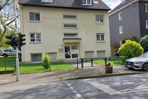 Traditionell möblierte 2-Zimmer-Hochparterre-Wohnung mit Balkon in Hagen – Buscheystraße 43a, 58089 Hagen – Vorschaubild 1