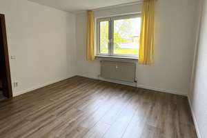 helle, familienfreundliche 3 Zimmer Erdgeschoss Wohnung mit Balkon in Leverkusen – Die vollständige Adresse der Immobilie erhältst du vom Anbieter., 51377 Steinbüchel, Leverkusen – Vorschaubild 2