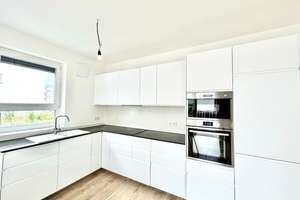 Wiesbaden 3br penthouse 120m² condo, rooftop, 2 parking, fitted kitchen 10min to Clay – Die vollständige Adresse der Immobilie erhältst du vom Anbieter., 65191 Bierstadt, Wiesbaden – Vorschaubild 14