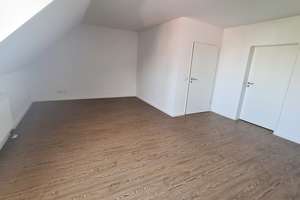 !Senioren-Wohnung! Modernes, barrierefreies 2-Zi.-Apartment - helle Atmosphäre, Einbauküche, Aufzug – Roßstraße 7, 50823 Ehrenfeld (Ortsteil), Köln – Vorschaubild 3
