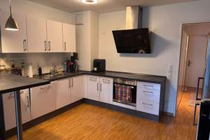 Zuhause mit 2 Zimmern von und Balkon in Stuttgart Mitte – Pariser Platz 5, 70173 Europaviertel, Stuttgart – Vorschaubild 2