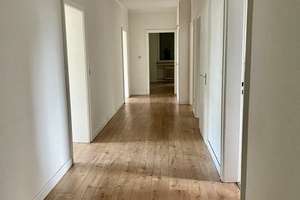 BEFRISTET BIS 31.5.27 //  5-Zimmer-EG-Wohnung mit großer Terrasse und Garten in Top-Lage – Eduard-Pfeiffer-Straße 100, 70192 Relenberg, Stuttgart – Vorschaubild 10