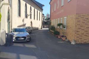 Ruhig gelegene Stadtwohnung mit elegant geschwungenem Balkon Richtung Festungsberg – 97082 Altstadt, Würzburg – Vorschaubild 19
