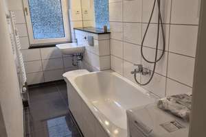 Nahe Karolingerplatz-Bilk