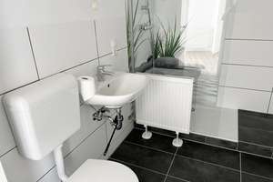 Attraktives, 2025 renoviertes 12-Familienhaus, nur komplett zu mieten – Die vollständige Adresse der Immobilie erhältst du vom Anbieter., 56753 Pillig – Vorschaubild 15