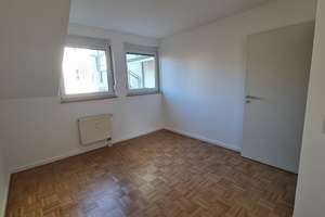 Zu Fuß in die Leipziger Innenstadt oder in den Park – Drei-Zimmer-Wohnung mit Tiefgaragen-Stellplatz – Die vollständige Adresse der Immobilie erhältst du vom Anbieter., 4109 Zentrum-West, Leipzig – Vorschaubild 9