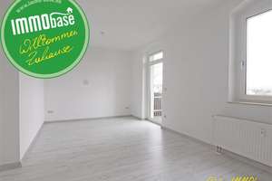 Lichterfüllte Wohnung mit Balkon und Stellplatz! – Die vollständige Adresse der Immobilie erhältst du vom Anbieter., 9131 Ebersdorf, Chemnitz – Vorschaubild 1