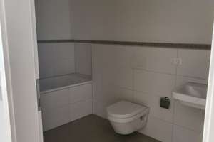 Moderne 3-Zi.-Erdgeschosswohnung mit Einbauküche, 112,3 qm, in KA-Neureut ab 01.08.2026 verfügbar – Teutschneureuterstr. 30b, 76149 Neureut, Karlsruhe – Vorschaubild 18