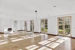 Eine Villa, ein Garten, ein bauliches Kunstwerk – Die vollständige Adresse der Immobilie erhältst du vom Anbieter., 82256 Fürstenfeldbruck – Vorschaubild 4