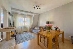 St. Jobst:  69 m² große, charmante Altbauwohnung mit sonnigem, ruhigen Balkon – Die vollständige Adresse der Immobilie erhältst du vom Anbieter., 90491 Sankt Jobst, Nürnberg – Vorschaubild 6