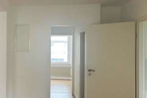 Exklusive3-Zimmer-Wohnung 73 qm,  Heßlinger Straße, Erstbezug nach Vollsanierung – Die vollständige Adresse der Immobilie erhältst du vom Anbieter., 38440 Heßlingen, Wolfsburg – Vorschaubild 4