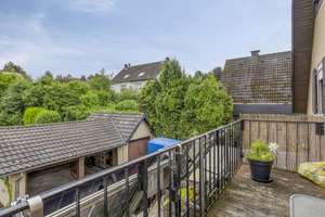 Vielseitiges Wohnhaus mit Einliegerwohnung – Ideal für Familie, Arbeit oder zur Vermietung – Die vollständige Adresse der Immobilie erhältst du vom Anbieter., 51465 Stadtmitte, Bergisch Gladbach – Vorschaubild 9