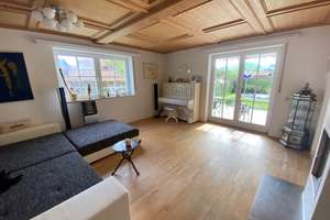 Von Privat:  modernisiertes Zuhause mit liebevoll angelegtem Garten mit Pool und Gartenteich – Die vollständige Adresse der Immobilie erhältst du vom Anbieter., 83064 Raubling – Vorschaubild 3