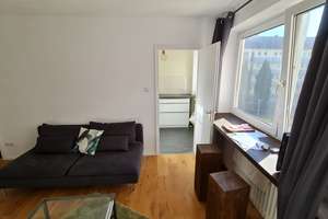 Möblierte Wohnung mit einem Zimmer sowie Balkon und Einbauküche nahe U2 Frankfurter Ring – Die vollständige Adresse der Immobilie erhältst du vom Anbieter., 80807 Milbertshofen, München – Vorschaubild 2