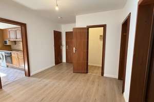 Großzügig geschnittene 4-Zimmerwohnung (2 2/2) mit Balkon im ersten Obergeschoss – Die vollständige Adresse der Immobilie erhältst du vom Anbieter., 22525 Stellingen, Hamburg – Vorschaubild 11