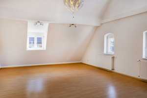 Historisches Mehrfamilienhaus mit Charme und Rendite: 5 Wohneinheiten in kernsaniertem Kulturdenkmal – Emmendingen (Kreis) – Vorschaubild 6