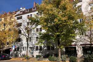 Ruhig und komfortabel in Toplage: 2-Zimmer-Whg. mit Balkon und EBK in saniertem 50er-Jahre-Haus – Elisabethplatz 3, 80796 München – Vorschaubild 12