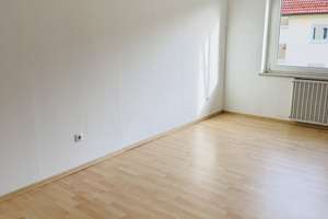 Helle 3-Zimmer Wohnung im 3. OG mit Balkon in Nürnberg-St. Leonhard – Konstanzenstraße 7, 90439 St. Leonhard, Nürnberg – Vorschaubild 1