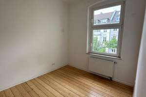 ALTBAUJUWEL MIT BALKON – 2 ZIMMER IN TOP-LAGE – 40233 Flingern Nord, Düsseldorf – Vorschaubild 5