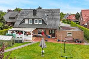 Modernisiertes Einfamilienhaus mit großem Grundstück in ruhiger Wohnlage! – Die vollständige Adresse der Immobilie erhältst du vom Anbieter., 49774 Lähden – Vorschaubild 2