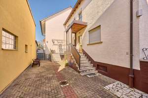 2 für 1: Zwei Einfamilienhäuser auf einem Grundstück mit Garten und gemeinsamen Innenhof – Die vollständige Adresse der Immobilie erhältst du vom Anbieter., 67227 Flomersheim, Frankenthal (Pfalz) – Vorschaubild 14