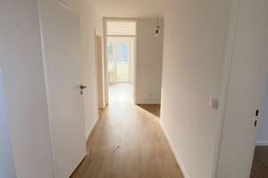 Erstbezug nach Sanierung: Helle 3-Zimmer Wohnung in München-Untermenzing – Klessingweg 4, 80997 Allach, München – Vorschaubild 1