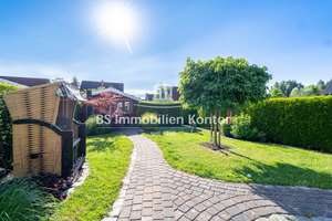 Constantia-West! Doppelhaushälfte mit Carport, überdachter Terrasse, Gartenhaus und Gartenanlage in  – Die vollständige Adresse der Immobilie erhältst du vom Anbieter., 26723 Larrelt/VW-Siedlung, Emden – Vorschaubild 6