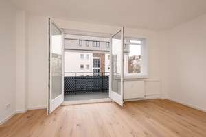 Modernisierte Zweizimmerwohnung  am Bayerischen Viertel - bezugsfrei und ohne Provision! – Die vollständige Adresse der Immobilie erhältst du vom Anbieter., 10781 Schöneberg, Berlin – Vorschaubild 4