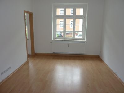 Niedliche 2-Raum mit Laminat und Dusche in Hilbersdorf!!!