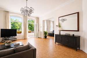 5-Zimmer-Wohnung mit Sauna & Balkon – bezugsfrei nahe KaDeWe