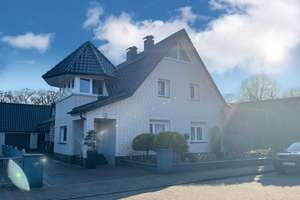 VERKAUFT: Top gepflegtes Haus für Familien und zusätzliche Vermietung – Die vollständige Adresse der Immobilie erhältst du vom Anbieter., 49356 Diepholz – Vorschaubild 2
