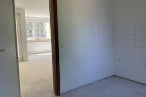 Attraktive 3-Zimmer-Etagenwohnung in Gelsenkirchen – Ideal für Familien! – Bochumer Straße 11, 45879 Neustadt, Gelsenkirchen – Vorschaubild 10