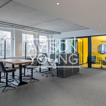 Zeitlose Eleganz trifft auf modernes Arbeiten – Ihr Büro im YORCKS Campus