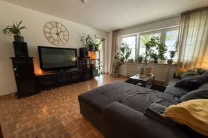 Schöne 2 Zimmer-Wohnung mit PKW-Stellplatz!
