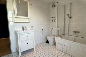 bezugsfreies 2,5 Zimmer Dachgeschoß mit Balkon und Dachterrassen Option – Karolinenstr. 1D, 13507 Tegel, Berlin – Vorschaubild 6