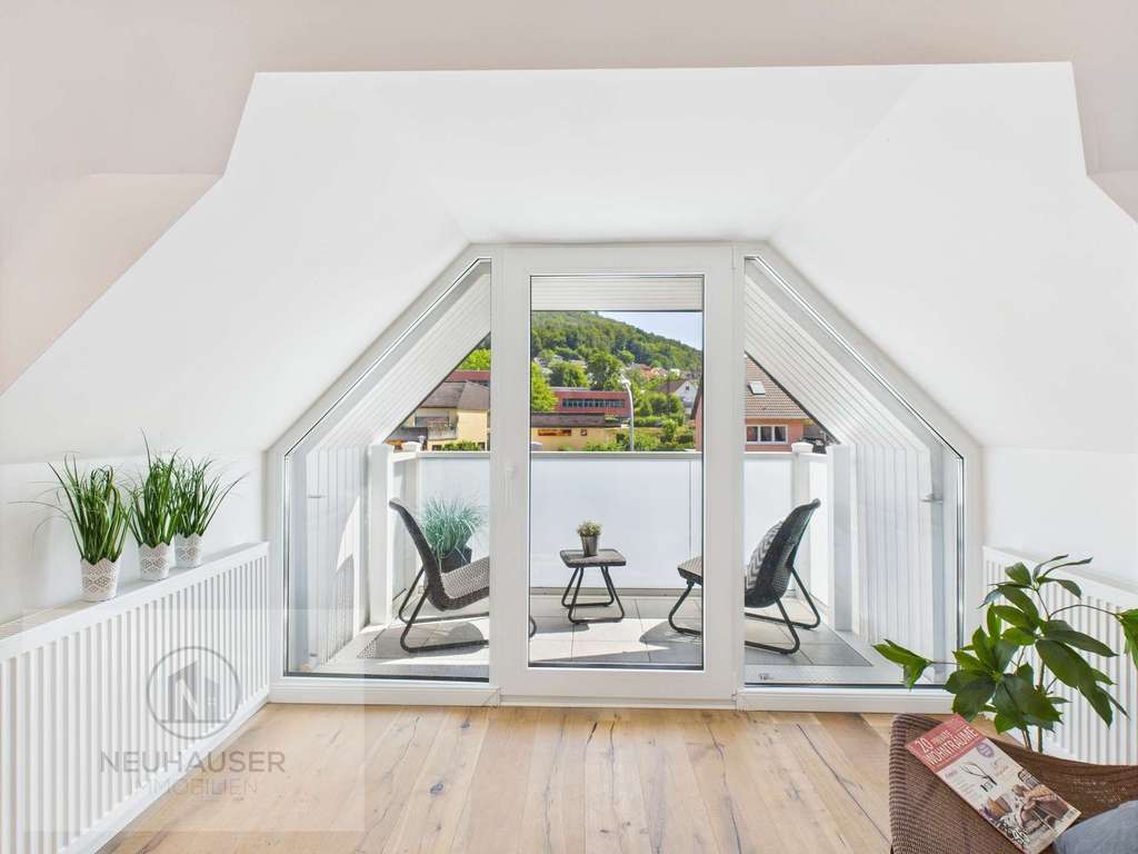 Immobilie in Neckarsteinach - Luxuriös sanierte Wohnung mit Loftcharakter - Bild 1