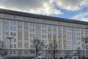 Historische Dachterrasse/ Dachgarten 1.000 m² mit sensationellem Panoramablick  in Karl Marx Allee – Karl Marx Allee 134, 10243 Friedrichshain, Berlin – Vorschaubild 26