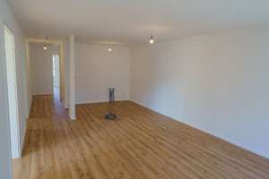 Moderne 4-Zimmer-Wohnung mit Balkon in zentraler Lage von Darmstadt – ideal für Familien & Paare – Die vollständige Adresse der Immobilie erhältst du vom Anbieter., 64285 Mitte, Darmstadt – Vorschaubild 5