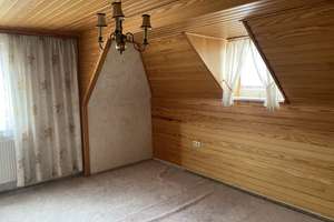 Wohnhaus mit schönem Garten, Garage und perfekter Scheune – Die vollständige Adresse der Immobilie erhältst du vom Anbieter., 93464 Tiefenbach – Vorschaubild 13
