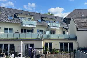 Schmuckstück im Herz von Brauweiler, neuwertige 3-Zimmer DG