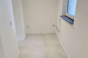 4,5 Zimmerwohnung mit EBK und Stellplatz, Erstbezug nach Renovierung – Pischekstraße 9, 70178 Gänsheide, Stuttgart – Vorschaubild 9