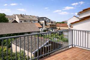 Gepflegtes Mehrfamilienhaus mit drei Wohneinheiten, Balkonanlage und Garten – 67065 Mundenheim, Ludwigshafen am Rhein – Vorschaubild 3