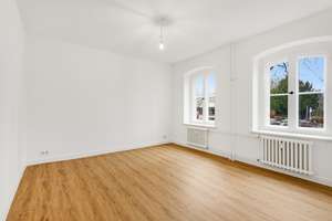 **Modern sanierte Hochparterre-Wohnung mit optimalem Grundriss und ruhigem Balkon zum begrünten Inne – Die vollständige Adresse der Immobilie erhältst du vom Anbieter., 12157 Schöneberg, Berlin – Vorschaubild 7