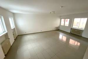 Großzügige 3-Zimmer-Wohnung in zentraler Lage – Frauentorgraben 69, 90443 Tafelhof, Nürnberg – Vorschaubild 2