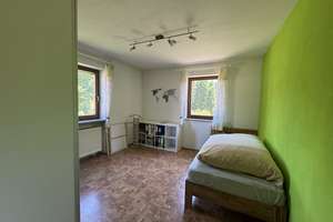 Zweifamilienhaus in ruhiger Lage – Die vollständige Adresse der Immobilie erhältst du vom Anbieter., 92286 Rieden – Vorschaubild 16