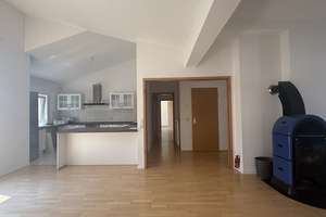 Viel Platz in Bochum: 4-Zimmer-Wohnung mit Balkon – Berneckerstr 17, 44799 Wiemelhausen, Bochum – Vorschaubild 5
